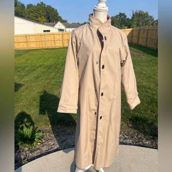 Vintage 1986 Bonnie Cashin Russel Taylor Long Red and Tan Trench Coat Size 8/10 - Picture 4 of 16